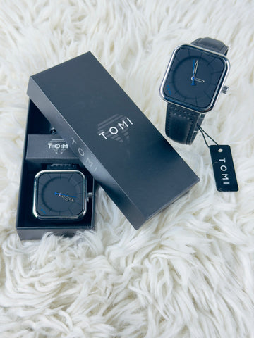 Black Tomi square watch